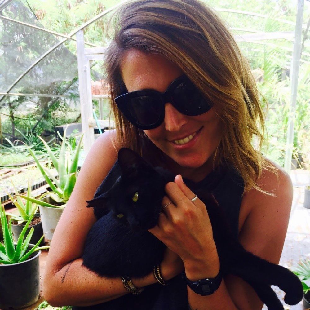 Meet your Posher, Adrienne